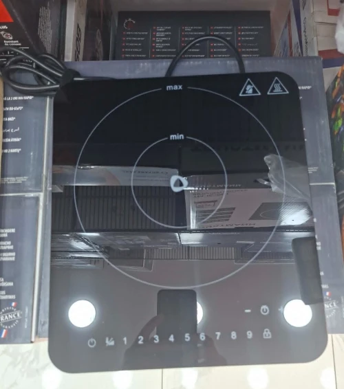 Plaque Chauffante Cuisson à Induction 2200W Avec Une Surface En Verre Noir, Spéciale Et Facile D'entretien SilverCrest