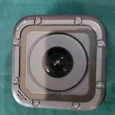 GO PRO HERO 5 SESSION AVEC ACCESSORIES
