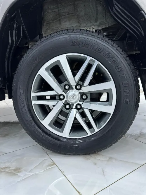 Toyota Hilux 2020 LEGEND DC 4x4 Pack Luxe
