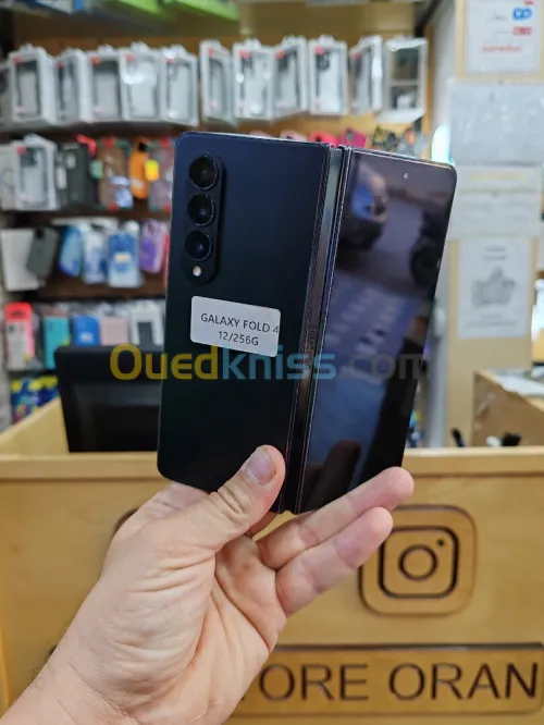 galaxy fold 4 12/256G