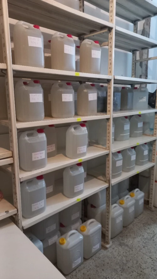 Silicate de sodium liquide.   سيليكات الصوديوم 