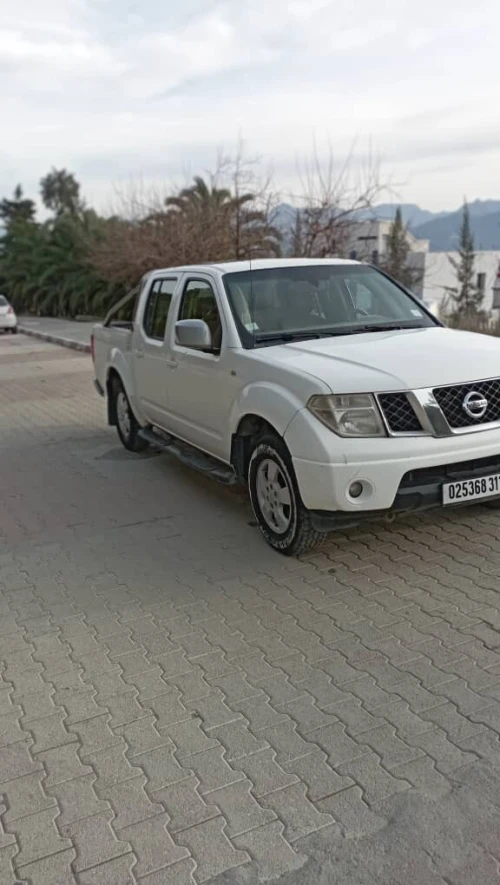 Nissan Navara 2011 Elegance 4x2