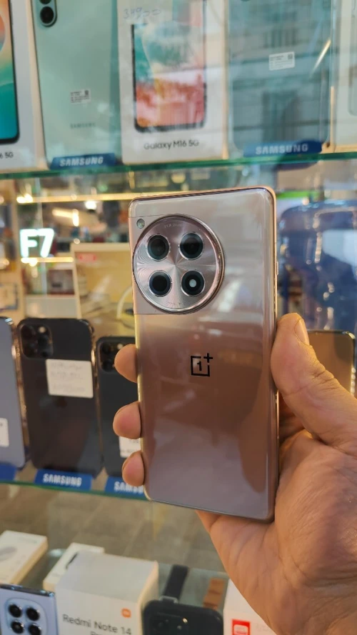 One plus 12r One plus 12R 12/256Gb