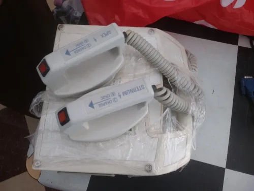 ÉLECTROCHOC SHILLER MINIDEF3