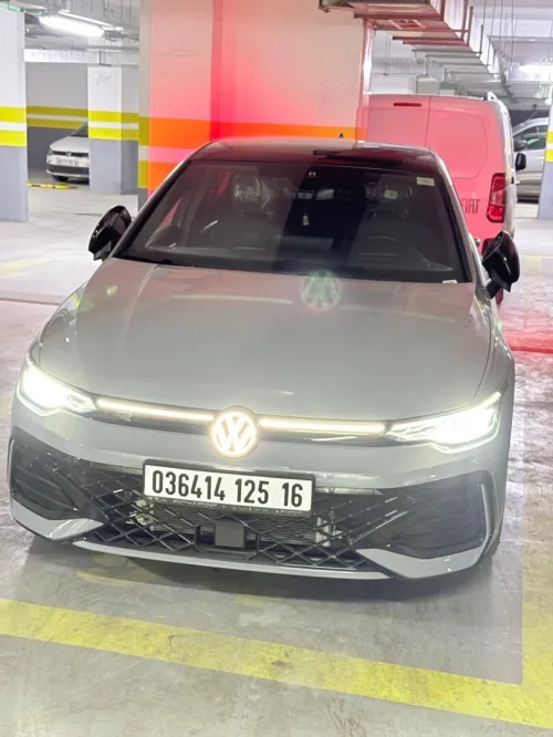 Volkswagen Golf 8 2025 Pro R-line
