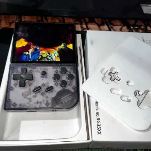 Console De Jeux De La Marque Anbernic Modéle RG35XX