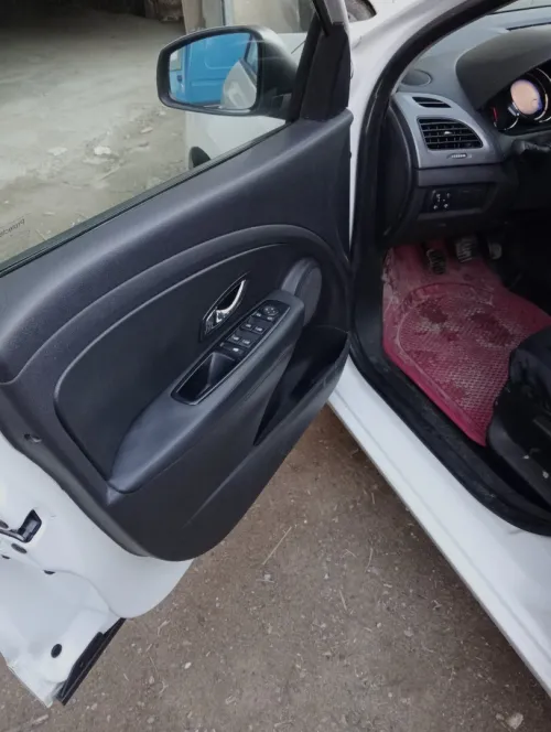 Renault Megane 3 2015 New Play