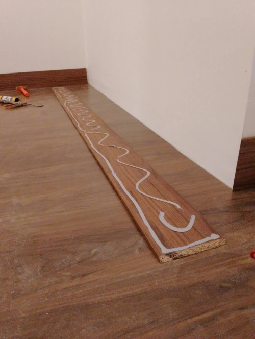 Poseur de parquet 