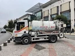 Camion debouchage canalisatione 