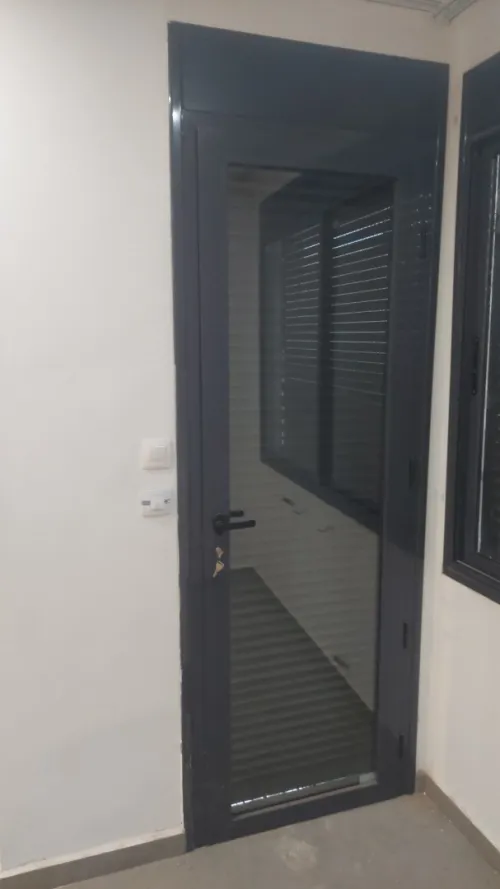 Lot de bais , fenêtres, portes , en aluminium 