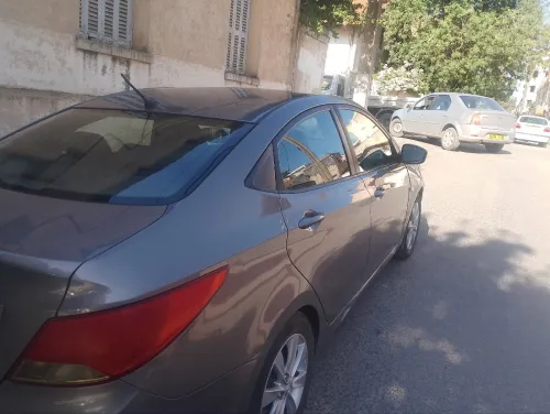 Hyundai Accent RB  5 portes 2018 GL DZ