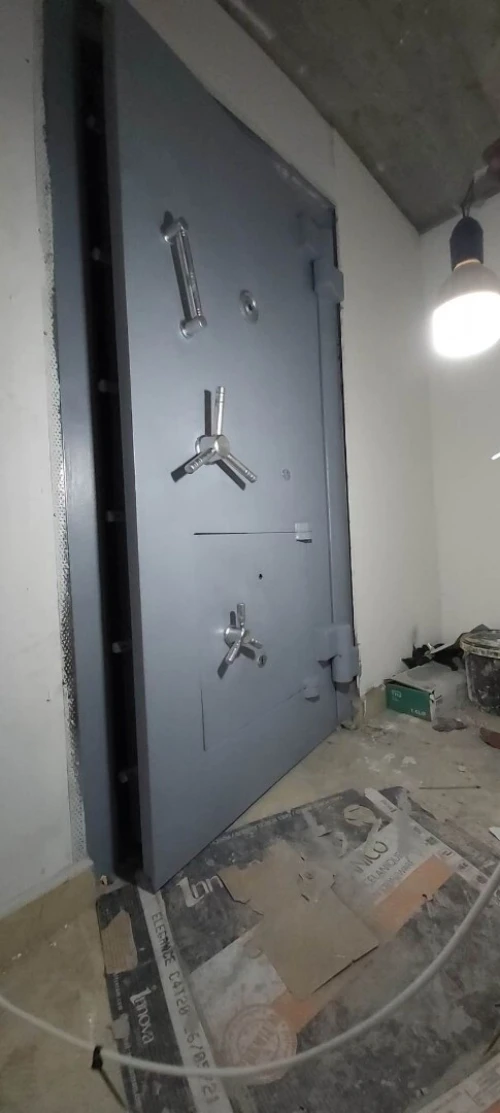 porte blindée / porte forte