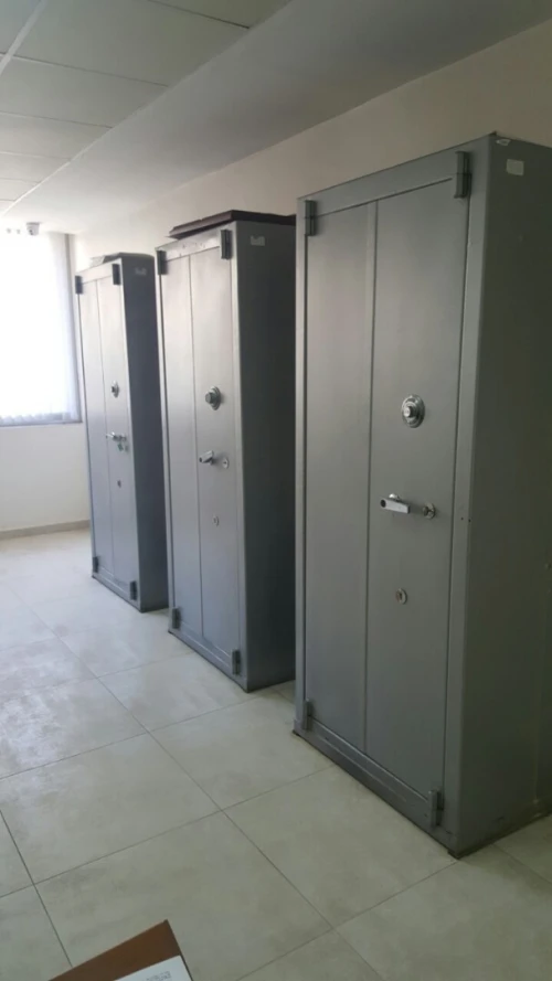 coffre-fort et armoire blindée