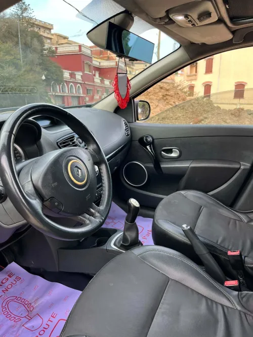 Renault Clio 3 2012 Night and Day