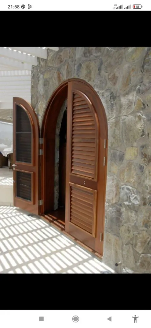 Porte chambre porte entrée sur commande sur mesure 