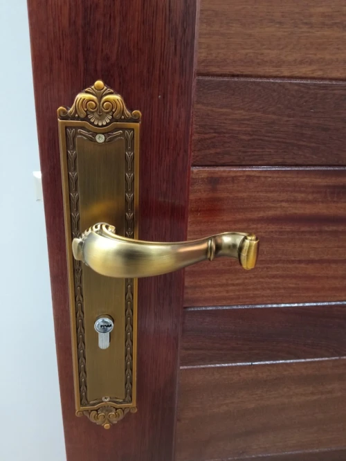 Porte en Bois (HM)