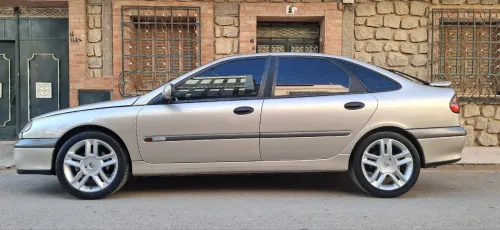 Renault Laguna 1 1995 Initiale paris