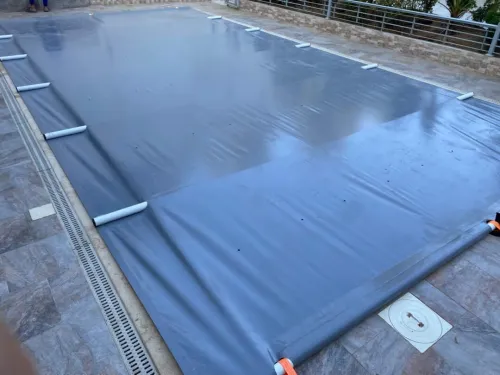 Bâche de couverture piscine