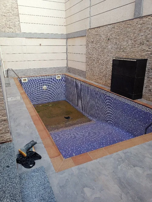 Bâche de couverture piscine 