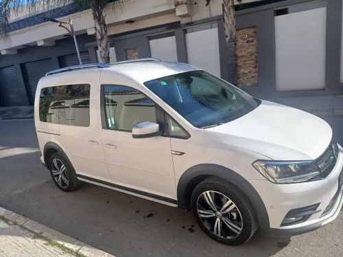 Volkswagen Caddy 2017 altrack