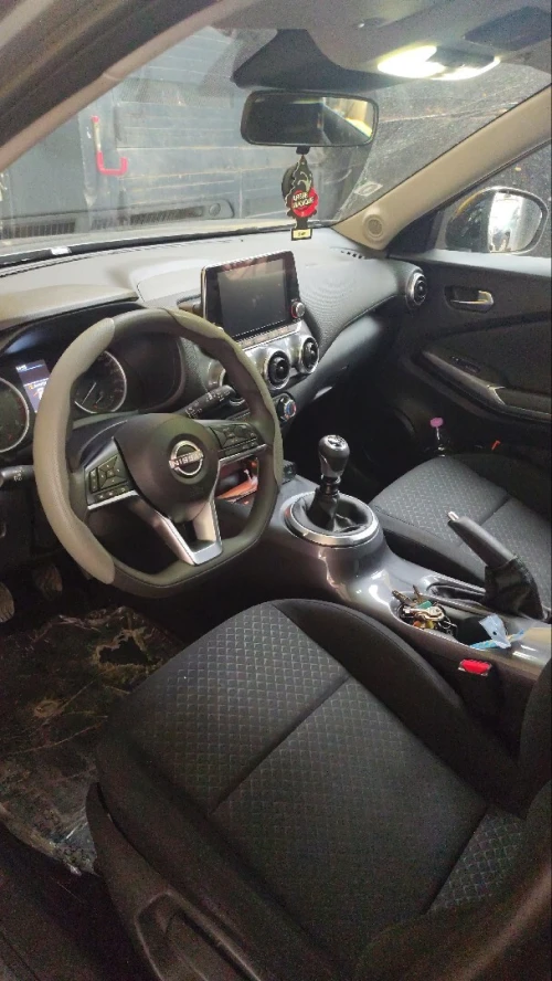 Nissan Juke 2023 Business