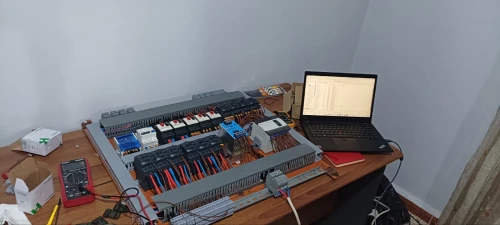 Maintenance Industrielle Complète Installation, Diagnostic, Réparation
