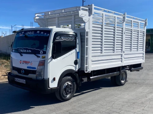 Nissan capstar NT 400 2013