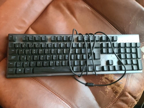 Clavier Cooler master CK550