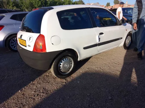 Renault Clio 2 1998 Extreme