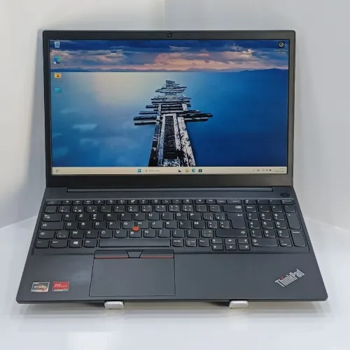 Lenovo ThinkPad E15 Gen2- Ryzen 5 4500U (10 éme)/ Ram 8g / SSD 256g / écran 15.6 FHD/ Radeon graphic