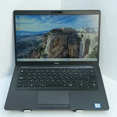 Dell latitude 5400 /i5- 8365U 8ème /Ram 8g /SSD 256g /écran 14 FHD