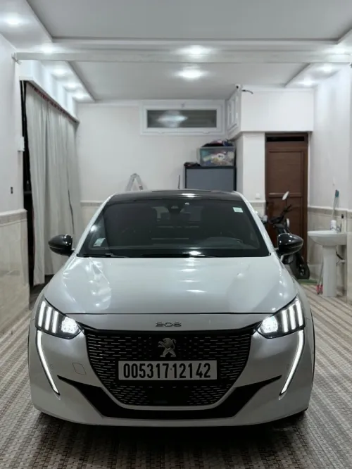 Peugeot 208 2021 GT