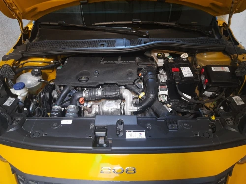 Peugeot 208 2022 Allure Pack Premium