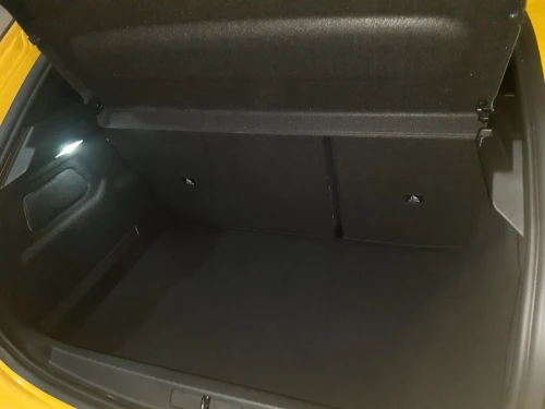 Peugeot 208 2022 Allure Pack Premium