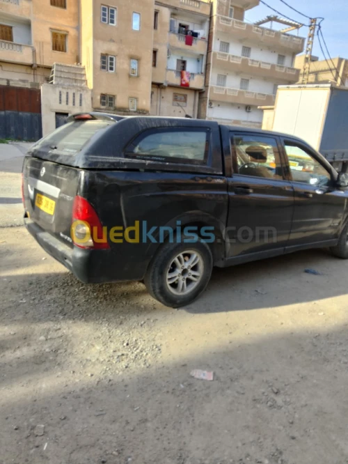 Couvercle de malle pour Ssang Yong