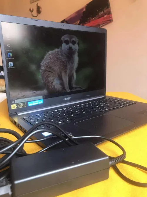 'Acer Aspire 5' i3 8th gen- 12gb ram- 256gb ssd- 15.3" FHD 