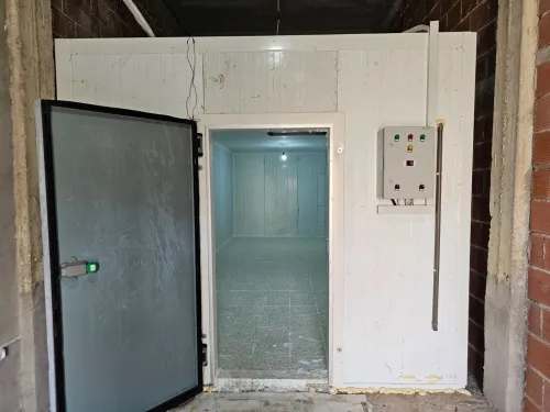 Location de 2 Chambres froides 