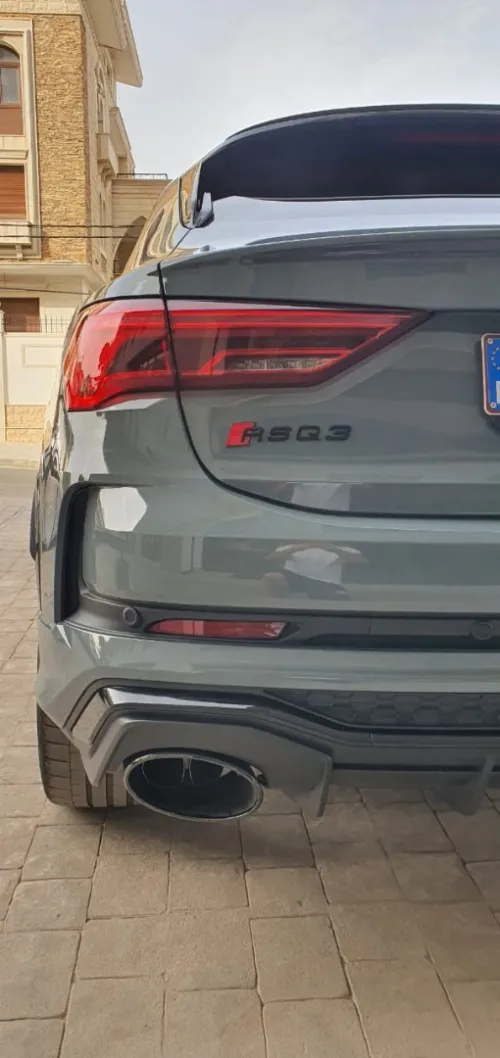 Habillage autocollant automobile RS Q3