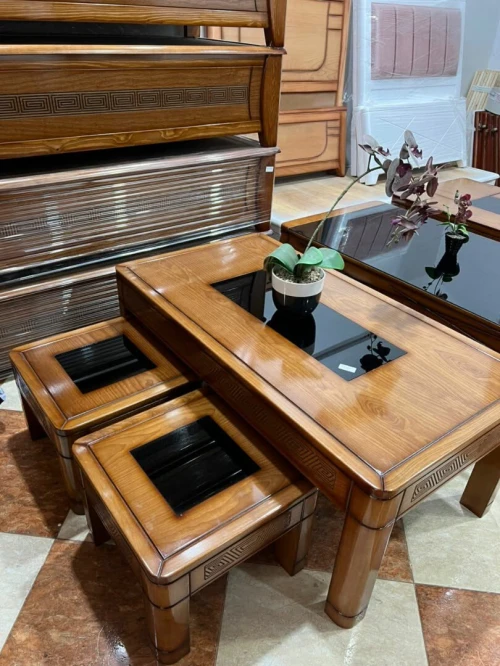 Table basse 3 pièces bien fini