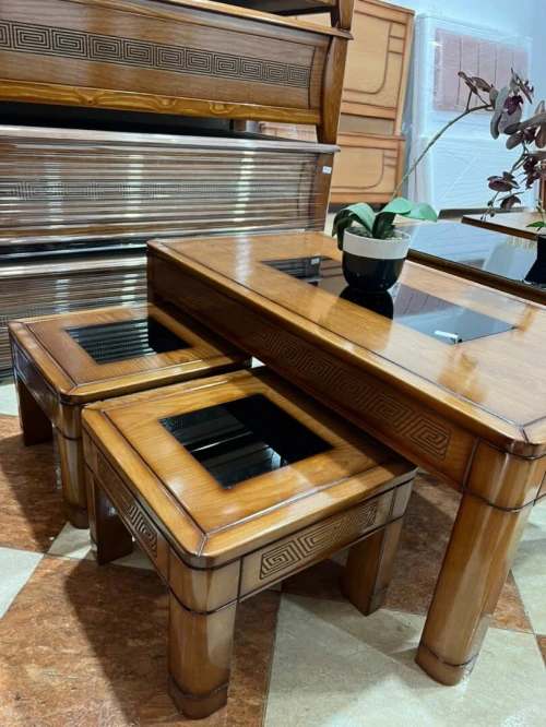 Table basse 3 pièces bien fini