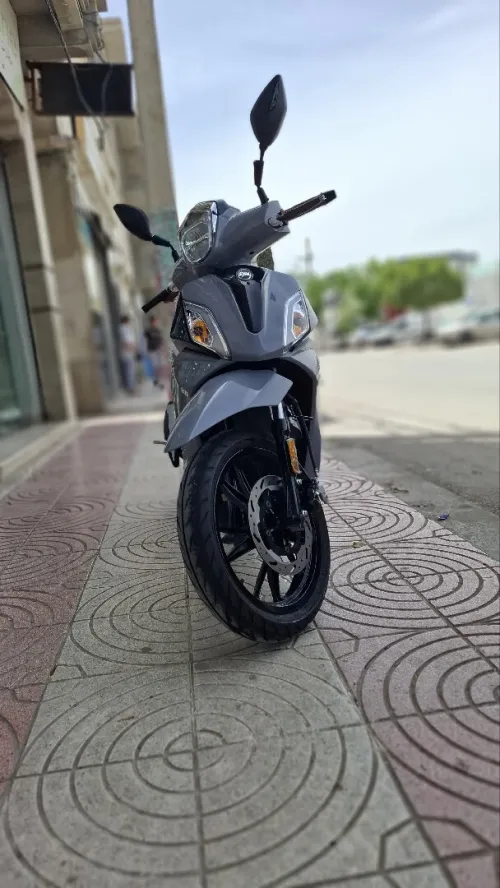Sym St 200 