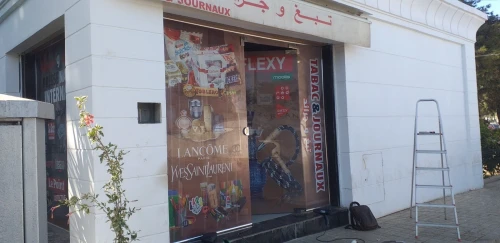  panneaux publicitaires /les enseignes lumineux / Montage Des Façades Alucobands