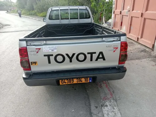 Toyota Hilux 2014 LEGEND SC 4x2