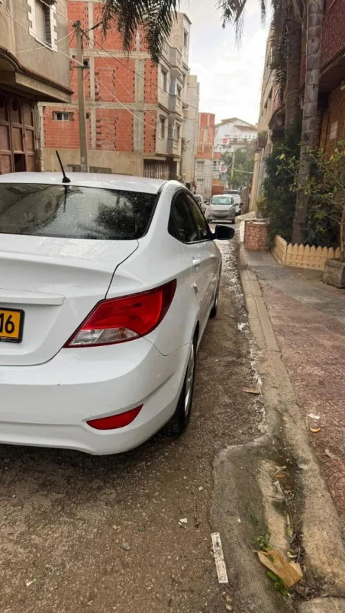 Hyundai Accent RB  4 portes 2017 GL+