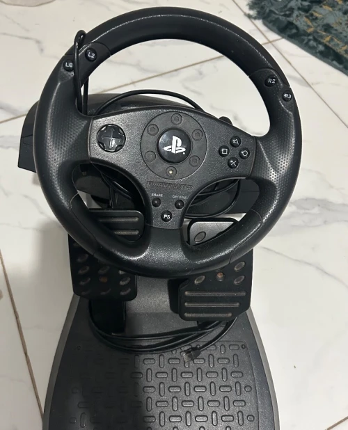 Volant thrustmaster t80