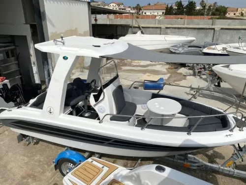 Samboat 550