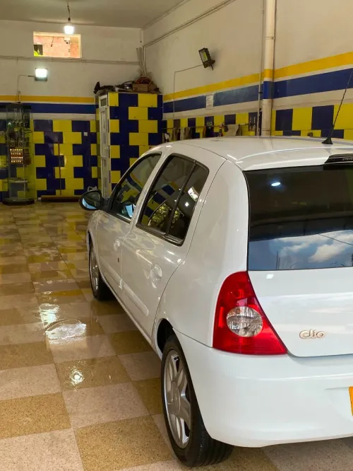 Renault Clio Campus 2013 Bye bye