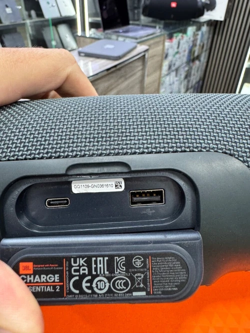 JBL charge essential 2
