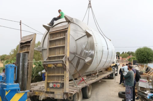 MATERIEL EN INOX POUR CREMERIES خزانات و صهاريج اينوكس لإنشاء ملبنة
