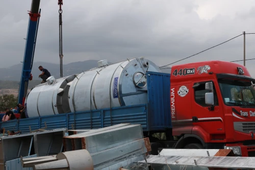 CITERNE DE STOCKAGE EN INOX  خزانات من الفولاذ المقاوم للصدء